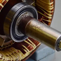 Detailed Safety Precautions for Servicing Bearings